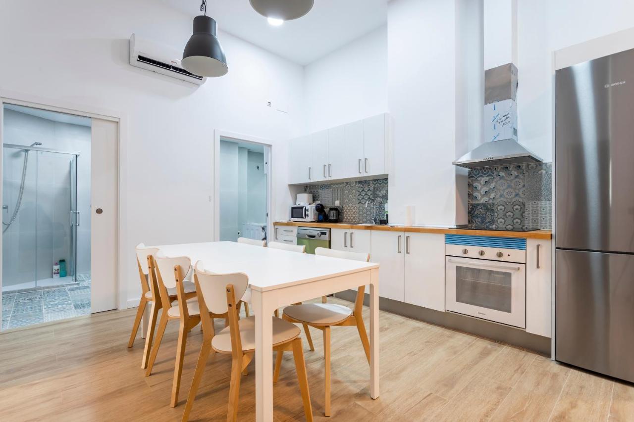 Apartament 10 Pax, Ac, Wifi Gratis, Ciudad Artes Y Ciencias Walencja Zewnętrze zdjęcie