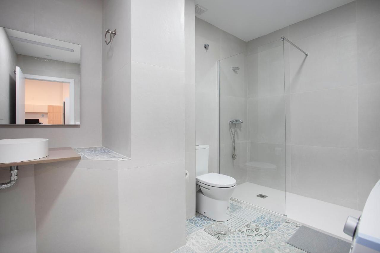 Apartament 10 Pax, Ac, Wifi Gratis, Ciudad Artes Y Ciencias Walencja Zewnętrze zdjęcie